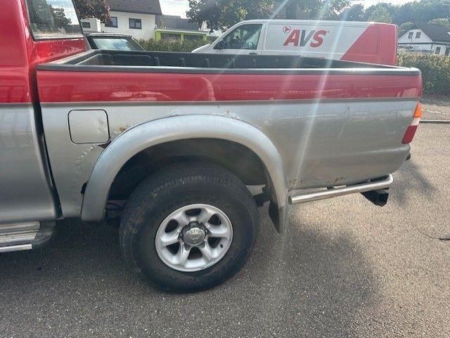 Mitsubishi L200 пробіг: 136000 рік: Februar 2002 Diesel потужність:99 PS ціна: 4999 Rot - Фото 8