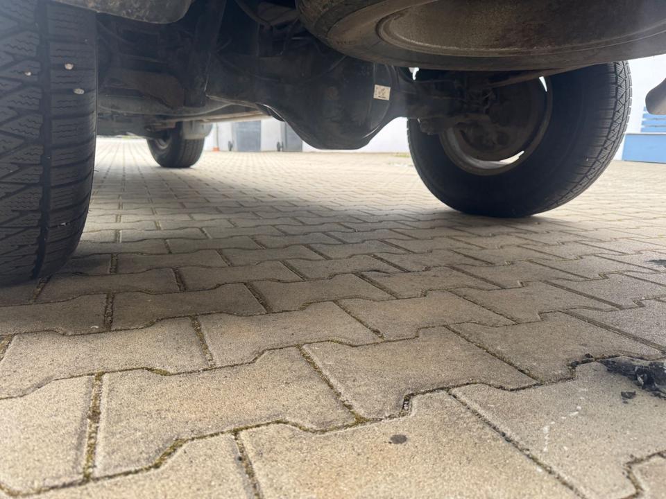 Mitsubishi L200 2.5 4WD пробіг: 235000 рік: März 2008 Diesel потужність:165 PS коробка: Manuell ціна: 5900 - Фото 11