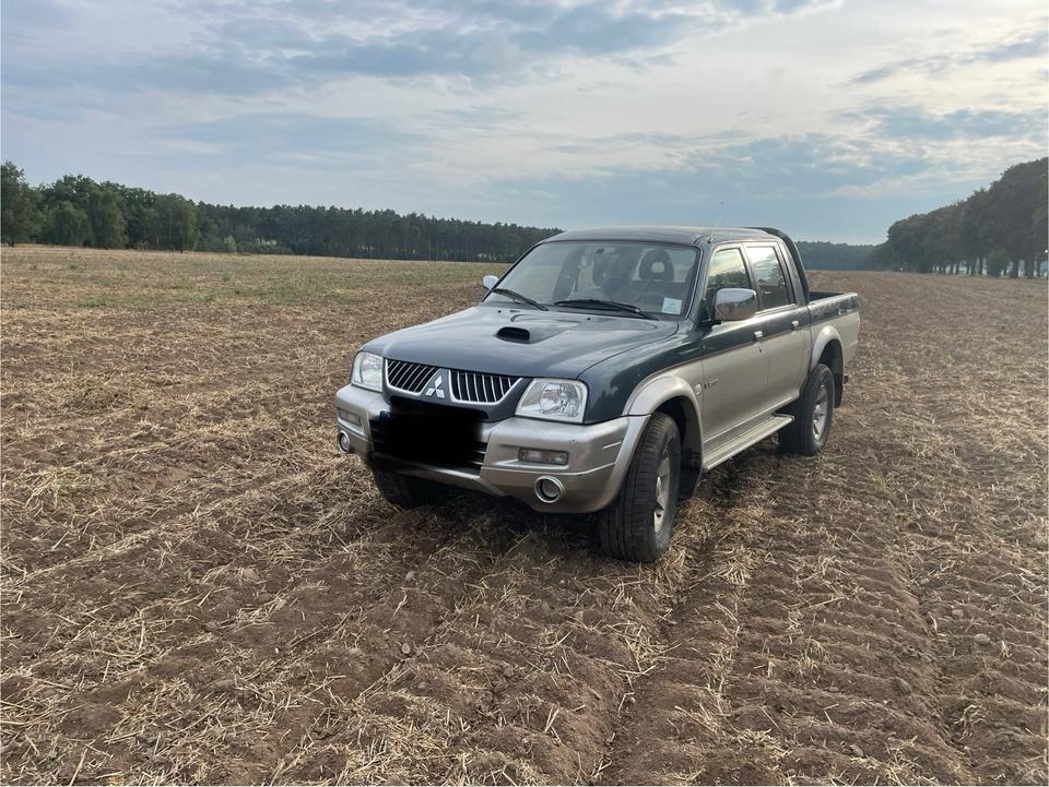 Mitsubishi L200 Etense пробіг: 395600 рік: Februar 2005 Diesel потужність:105 PS коробка: Manuell ціна: 5000 - Фото 1
