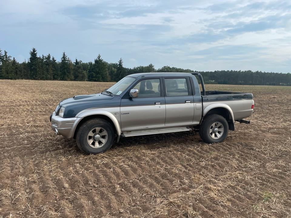 Mitsubishi L200 Etense пробіг: 395600 рік: Februar 2005 Diesel потужність:105 PS коробка: Manuell ціна: 5000 - Фото 5