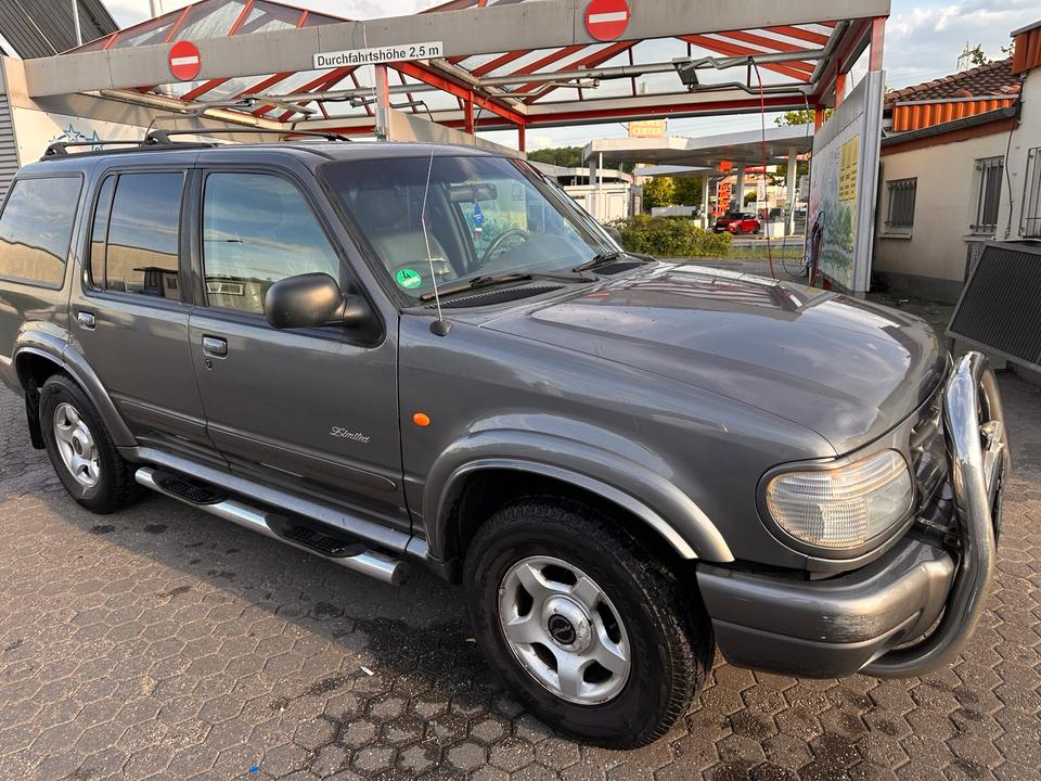Ford Explorer 4.0 V6 Allrad 4x4  пробіг: 265000 рік: Juli 2000 Autogas (LPG) потужність:206 PS коробка: Automatik ціна: 6000 - Фото 2