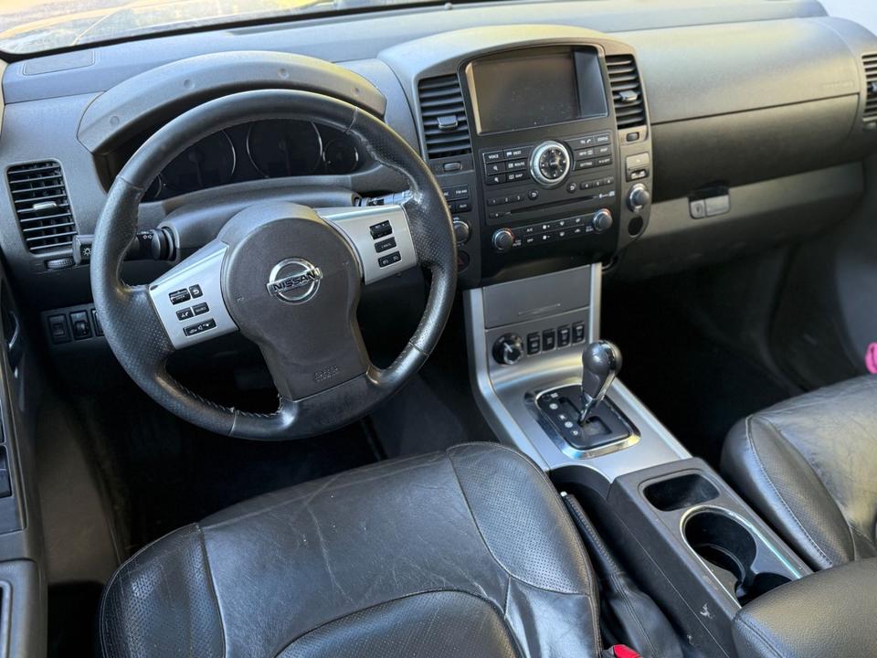 Nissan Navara Pickup Double Cab LE V6 4x4 LB пробіг: 187000 рік: März 2014 Diesel потужність:231 PS коробка: Automatik ціна: 4590 - Фото 8