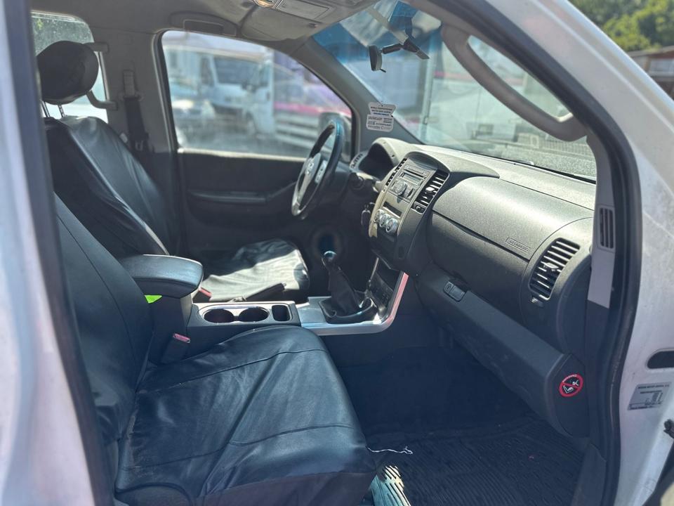 Nissan Navara Pickup King Cab XE 4X4-Klima- пробіг: 300526 Diesel потужність:190 PS рік: Juli 2011 ціна: 5500 - Фото 8