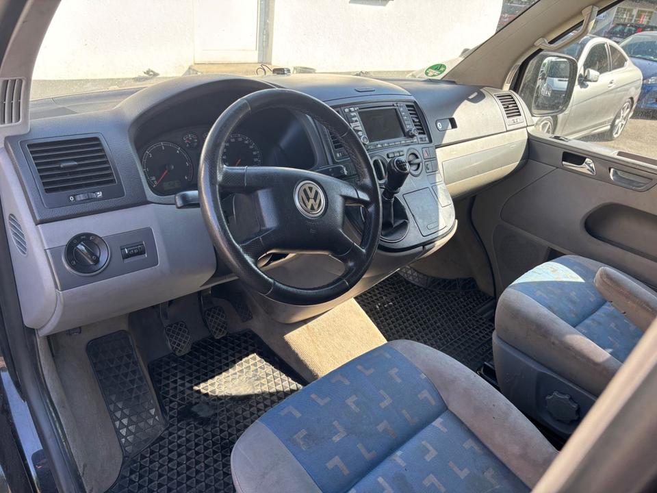 Купити надійний бус Volkswagen T5 Transporter Bus Multivan пробіг: 321450 рік: Juli 2006 Diesel потужність:131 PS ціна: 2950 - Фото 9