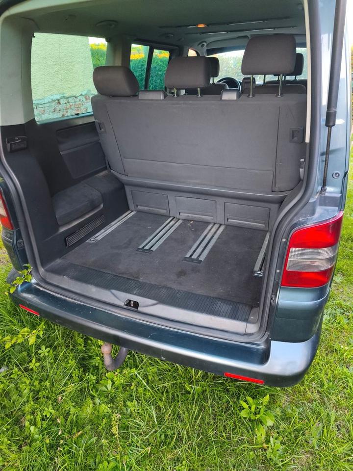 Volkswagen T5 Multivan пробіг: 480000 рік: November 2003 Diesel потужність:131 PS ціна: 2900 - Фото 4