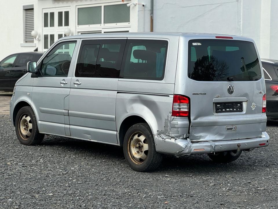 Volkswagen T5 Multivan  пробіг: 370000 рік: Dezember 2007 Diesel потужність:131 PS коробка: Manuell ціна: 2900 - Фото 3