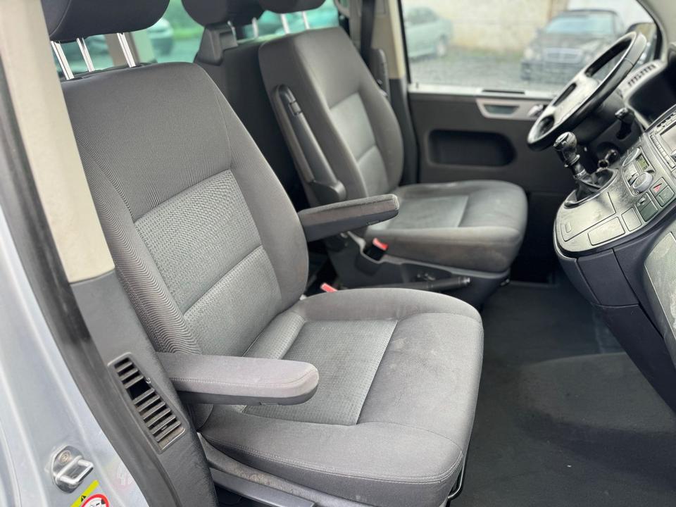 Volkswagen T5 Multivan  пробіг: 370000 рік: Dezember 2007 Diesel потужність:131 PS коробка: Manuell ціна: 2900 - Фото 8