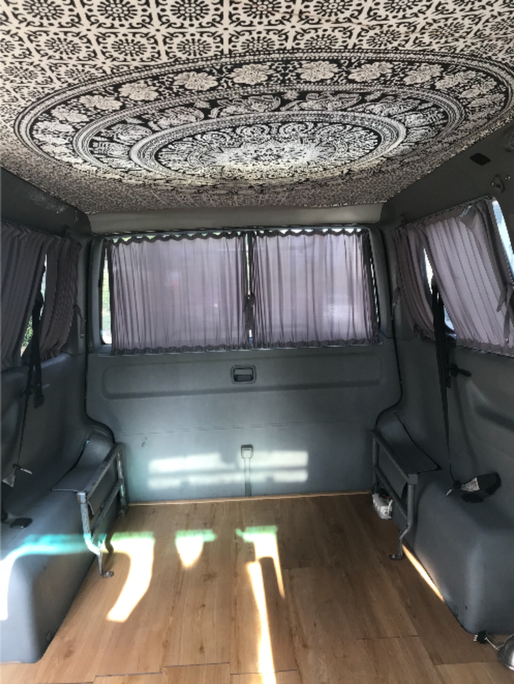 VW T4 Multivan пробіг: 386000 рік: September 1991 Diesel потужність:75 PS коробка: Manuell ціна: 2390 - Фото 12