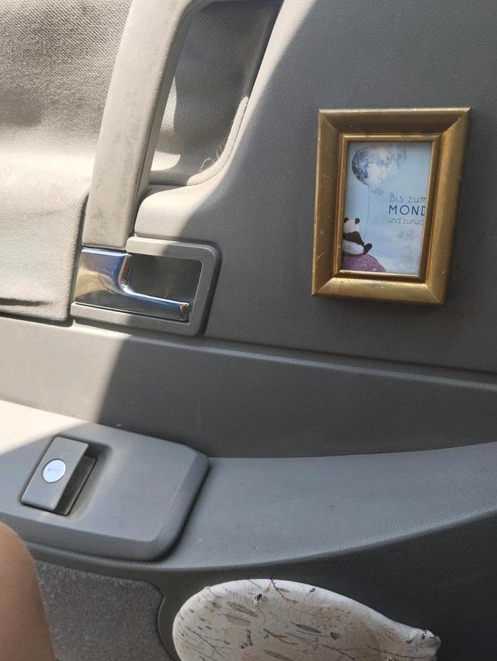 VW Multivan T4 Bastlerfahrzeug пробіг: 441000 рік: September 2000 Diesel коробка: Manuell ціна: 3000 - Фото 5