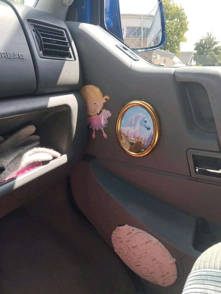 VW Multivan T4 Bastlerfahrzeug пробіг: 441000 рік: September 2000 Diesel коробка: Manuell ціна: 3000 - Фото 6