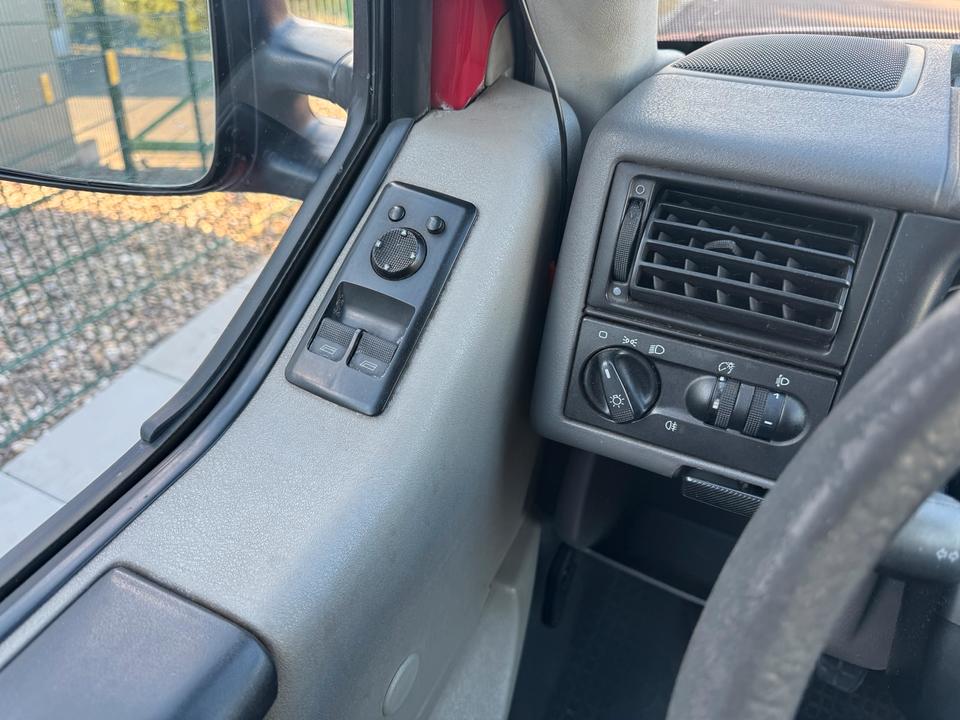 VW T4 1.9TD Camper Multivan пробіг: 248000 рік: August 1997 Diesel потужність:68 PS коробка: Manuell ціна: 3500 - Фото 13