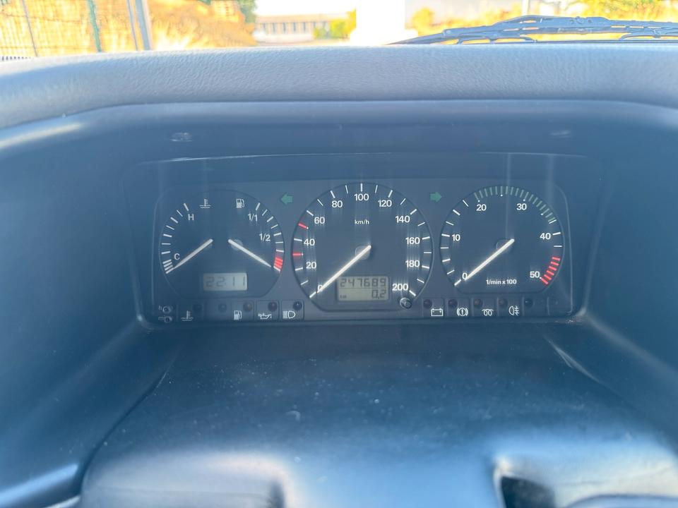 VW T4 1.9TD Camper Multivan пробіг: 248000 рік: August 1997 Diesel потужність:68 PS коробка: Manuell ціна: 3500 - Фото 14