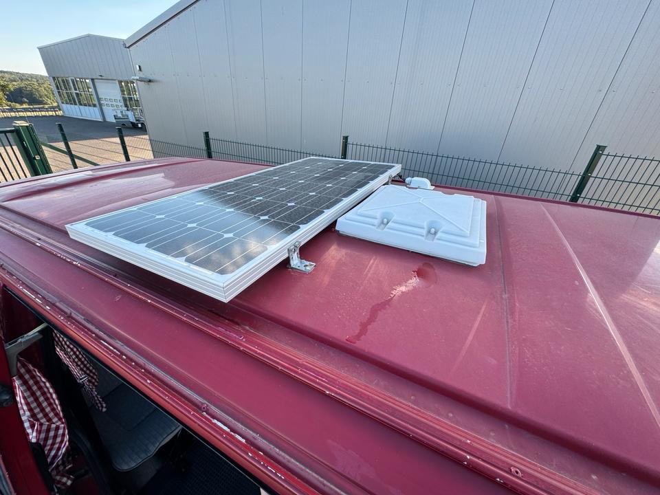 VW T4 1.9TD Camper Multivan пробіг: 248000 рік: August 1997 Diesel потужність:68 PS коробка: Manuell ціна: 3500 - Фото 16