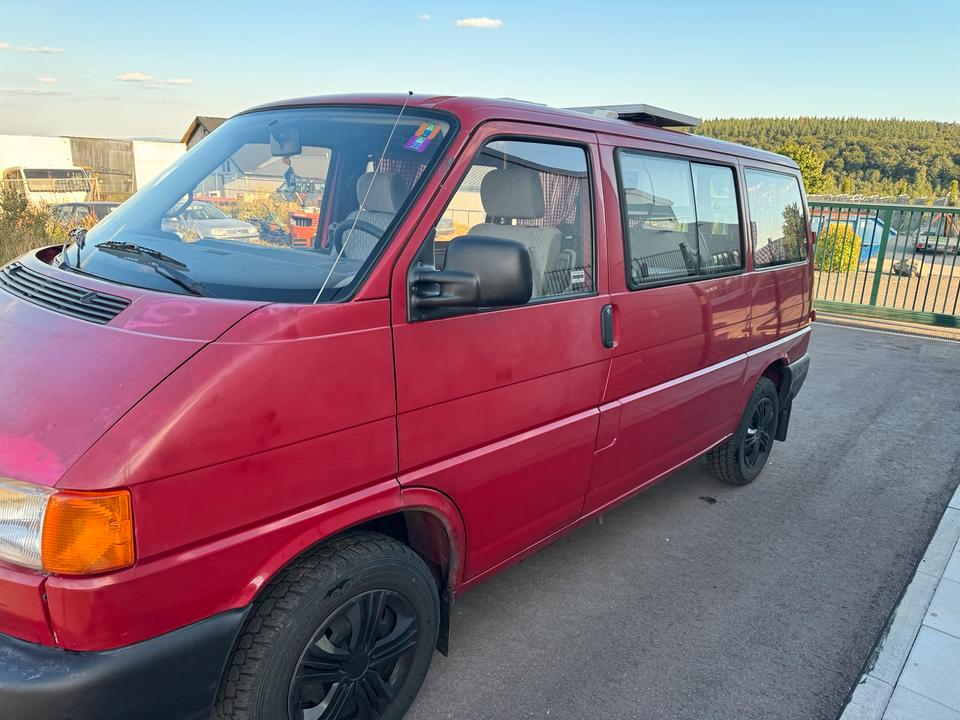 VW T4 1.9TD Camper Multivan пробіг: 248000 рік: August 1997 Diesel потужність:68 PS коробка: Manuell ціна: 3500 - Фото 2
