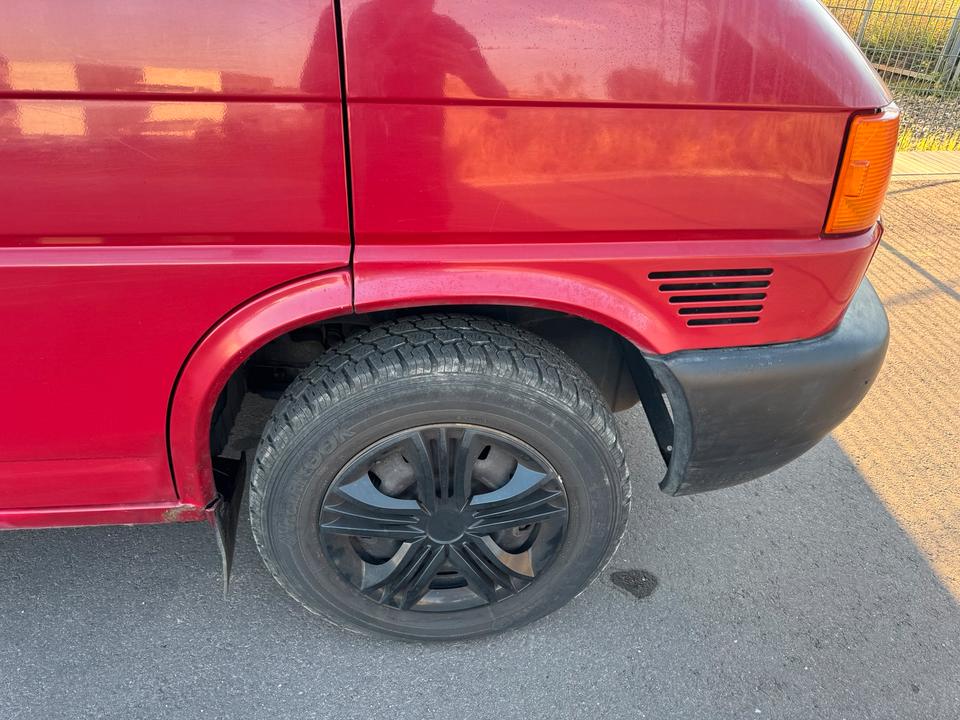 VW T4 1.9TD Camper Multivan пробіг: 248000 рік: August 1997 Diesel потужність:68 PS коробка: Manuell ціна: 3500 - Фото 8