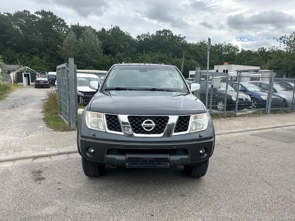 Nissan Navara Pickup KingCab Premium 4X4 пробіг: 250000 рік: Dezember 2005 Diesel потужність:174 PS коробка: Manuell ціна: 4799 - Фото 1