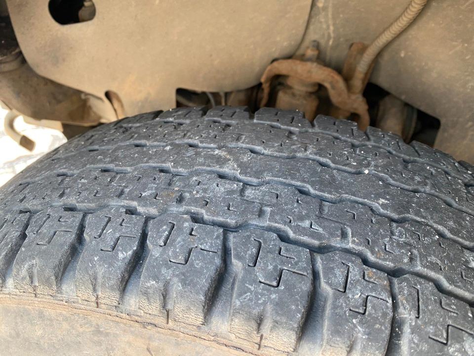 Mitsubishi L200 AHK пробіг: 139450 рік: Juni 2003 Diesel потужність:116 PS коробка: Manuell ціна: 4990 Grün - Фото 2