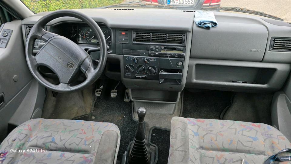 T4 Multivan  2.5 Diesel пробіг: 326712 рік: April 1998 Diesel потужність:102 PS коробка: Manuell ціна: 3499 - Фото 1