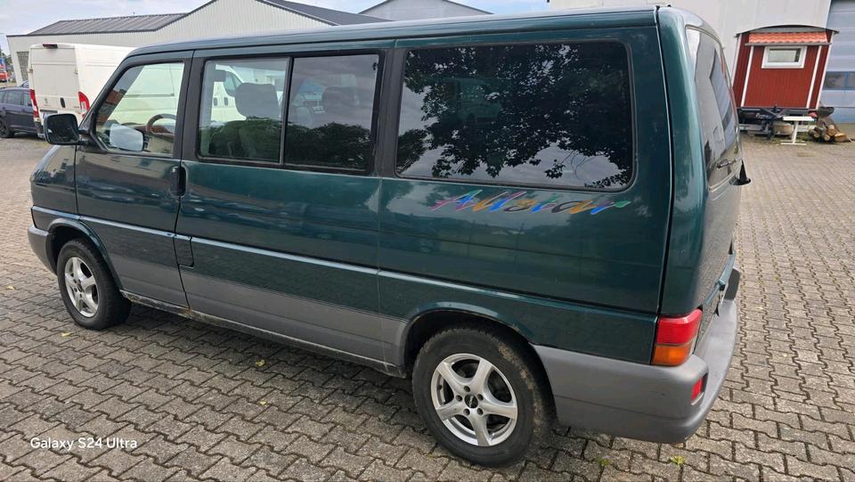 T4 Multivan  2.5 Diesel пробіг: 326712 рік: April 1998 Diesel потужність:102 PS коробка: Manuell ціна: 3499 - Фото 8