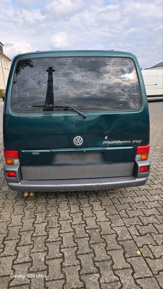 T4 Multivan  2.5 Diesel пробіг: 326712 рік: April 1998 Diesel потужність:102 PS коробка: Manuell ціна: 3499 - Фото 9