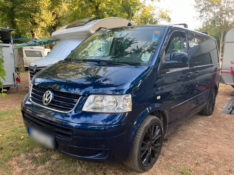 VW T5 Multivan 2,5 TDI 96 kw - 6 Gang Schalter - 6 Sitzer - пробіг: 450000 Beschädigtes Fahrzeug рік: März 2004 Diesel потужність:131 PS коробка: Manuell ціна: 2950 - Фото 0