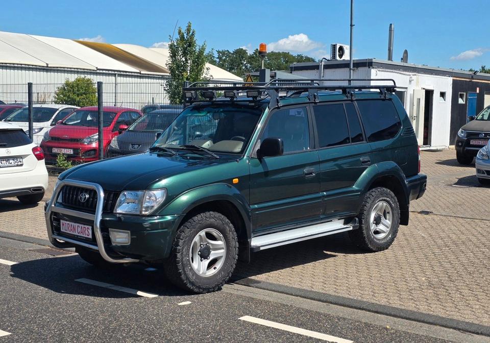 Придбати надійний джип для ЗСУ Toyota Land Cruiser 3.4 LPG Gasanlage 4x4 пробіг: 352000 рік: Juni 2001 Benzin потужність:178 PS коробка: Automatik ціна: 6000 - Фото 0