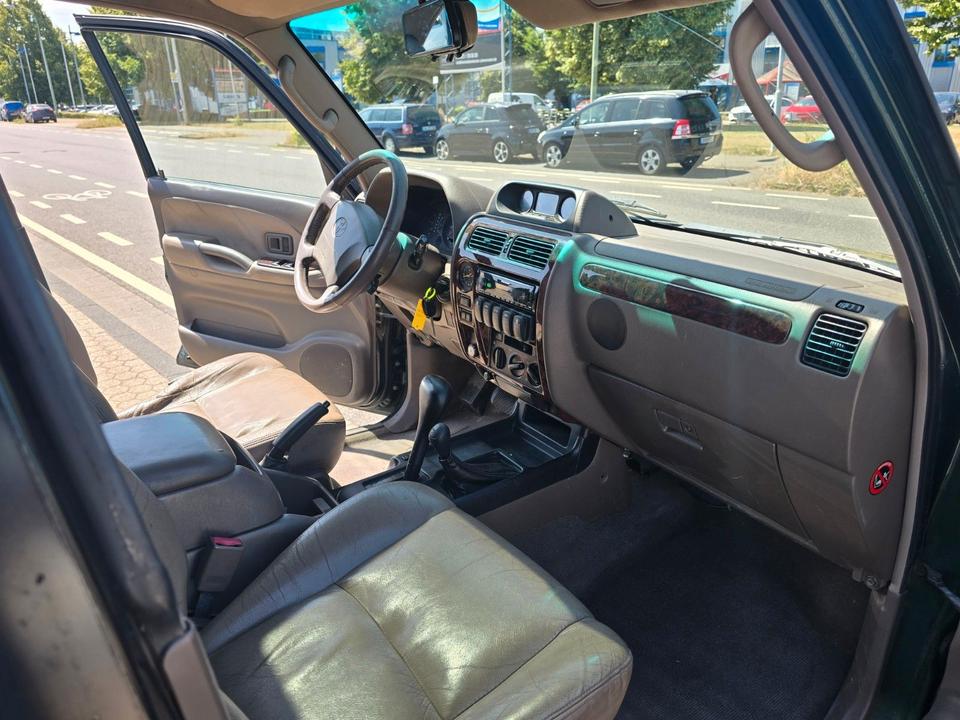 Придбати надійний джип для ЗСУ Toyota Land Cruiser 3.4 LPG Gasanlage 4x4 пробіг: 352000 рік: Juni 2001 Benzin потужність:178 PS коробка: Automatik ціна: 6000 - Фото 12