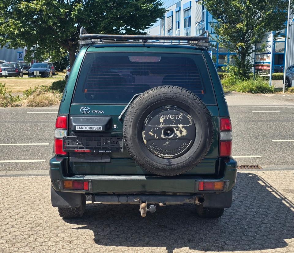Придбати надійний джип для ЗСУ Toyota Land Cruiser 3.4 LPG Gasanlage 4x4 пробіг: 352000 рік: Juni 2001 Benzin потужність:178 PS коробка: Automatik ціна: 6000 - Фото 5