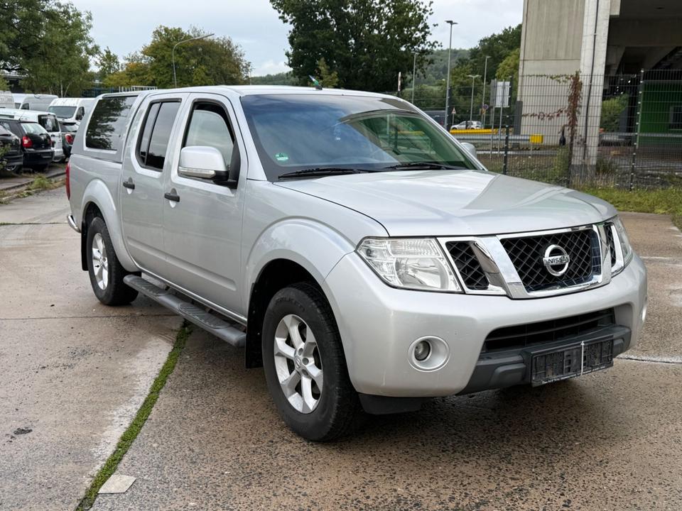 Nissan Navara Pickup Double Cab SE 4X4 пробіг: 340000 рік: August 2011 Diesel потужність:190 PS коробка: Automatik ціна: 5690 - Фото 2