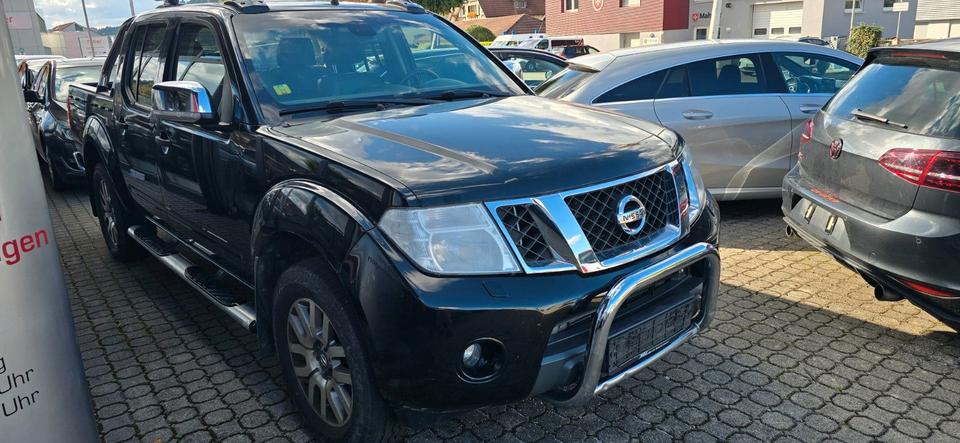 Nissan Navara Pickup Double Cab LE V6 4X4 пробіг: 175500 рік: Juli 2012 Diesel потужність:231 PS коробка: Automatik ціна: 5500 - Фото 1