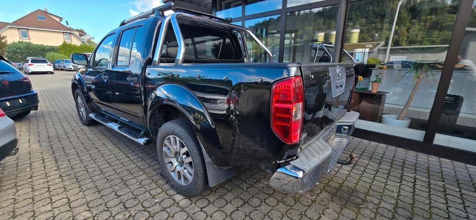 Nissan Navara Pickup Double Cab LE V6 4X4 пробіг: 175500 рік: Juli 2012 Diesel потужність:231 PS коробка: Automatik ціна: 5500 - Фото 13