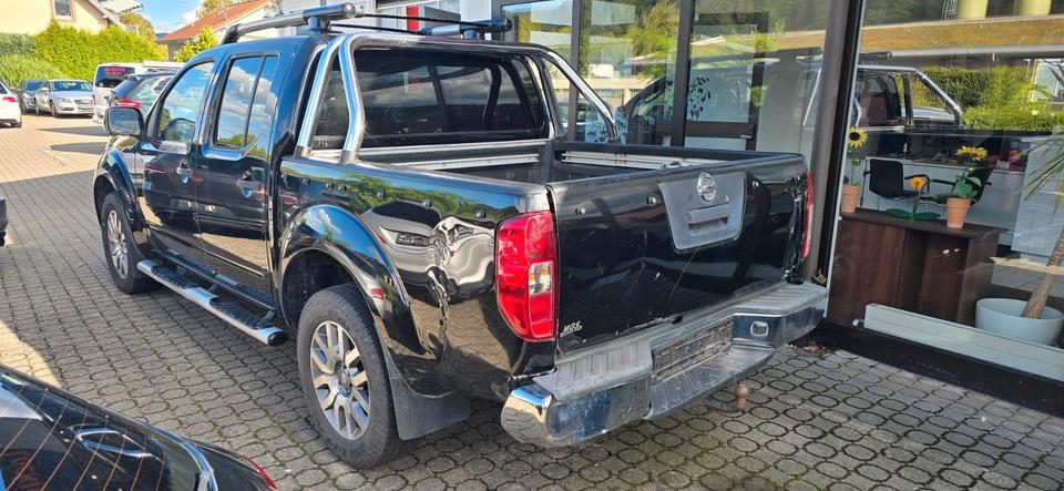 Nissan Navara Pickup Double Cab LE V6 4X4 пробіг: 175500 рік: Juli 2012 Diesel потужність:231 PS коробка: Automatik ціна: 5500 - Фото 3