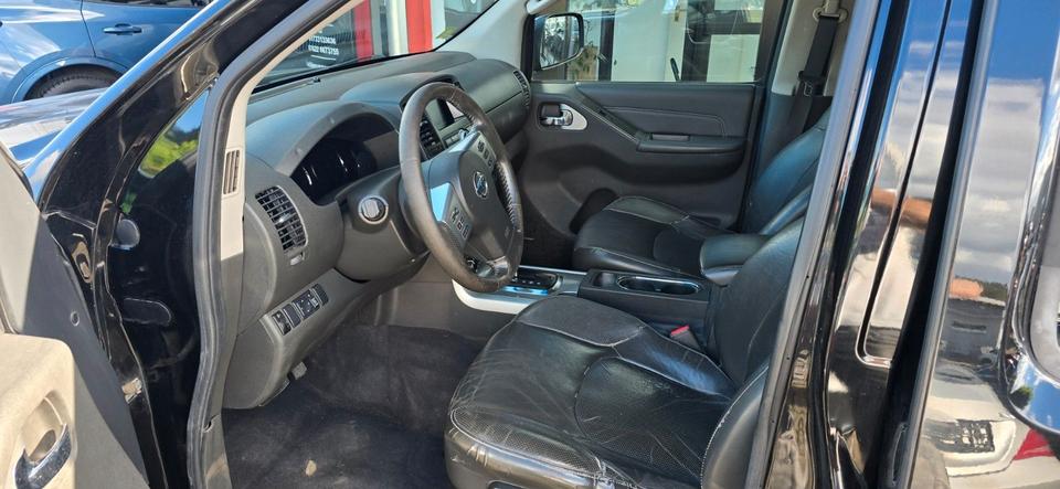 Nissan Navara Pickup Double Cab LE V6 4X4 пробіг: 175500 рік: Juli 2012 Diesel потужність:231 PS коробка: Automatik ціна: 5500 - Фото 8