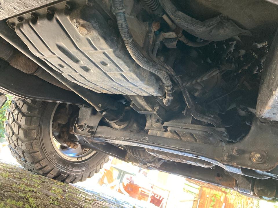 Nissan Navara D40 4x4 Diesel 171Ps Allrad mit Sperre untersetzung пробіг: 311400 рік: Juni 2007 Diesel потужність:171 PS коробка: Automatik ціна: 4999 - Фото 19