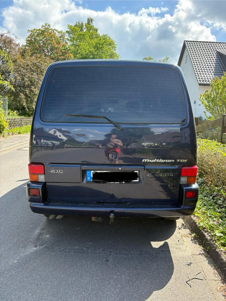 T4 Multivan Wohnmobil Camper  пробіг: 435000 рік: Januar 1998 Diesel потужність:102 PS коробка: Manuell ціна: 3800 - Фото 1