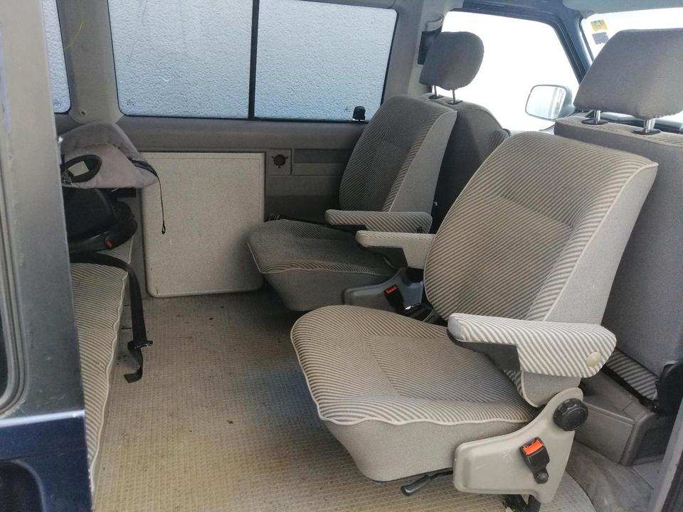 t4 acv tüv 12.2026 2.5 tdi   пробіг: 395000 рік: Juli 1996 Diesel потужність:102 PS коробка: Manuell Van/Bus ціна: 4000 Blau - Фото 11