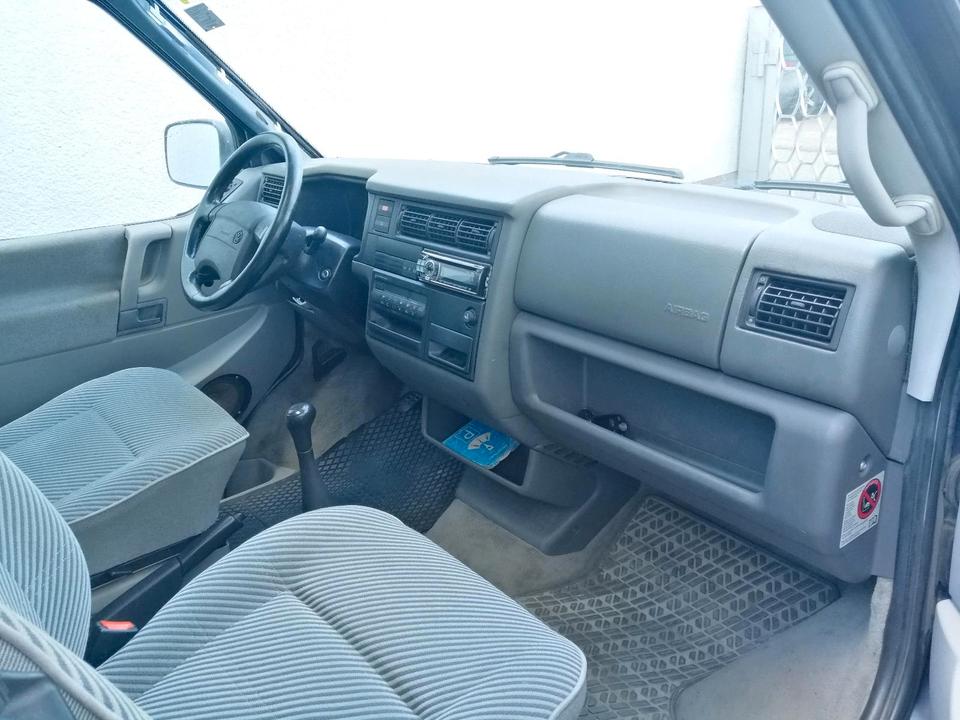 t4 acv tüv 12.2026 2.5 tdi   пробіг: 395000 рік: Juli 1996 Diesel потужність:102 PS коробка: Manuell Van/Bus ціна: 4000 Blau - Фото 13