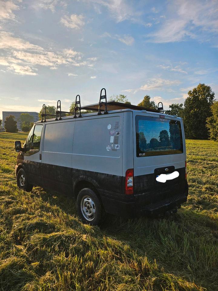 Ford Transit 4x4 пробіг: 269000 рік: Januar 2011 Diesel потужність:140 PS коробка: Manuell ціна: 4500 - Фото 3