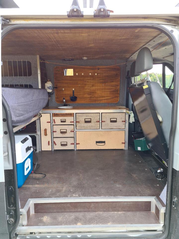 Ford Transit 4x4 пробіг: 269000 рік: Januar 2011 Diesel потужність:140 PS коробка: Manuell ціна: 4500 - Фото 7