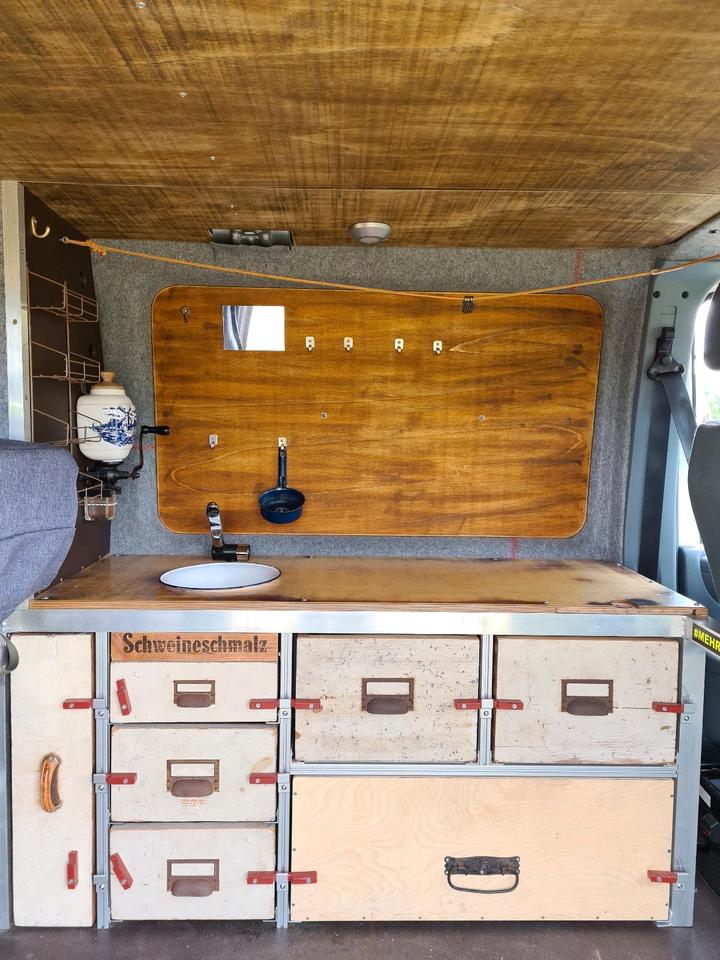 Ford Transit 4x4 пробіг: 269000 рік: Januar 2011 Diesel потужність:140 PS коробка: Manuell ціна: 4500 - Фото 8