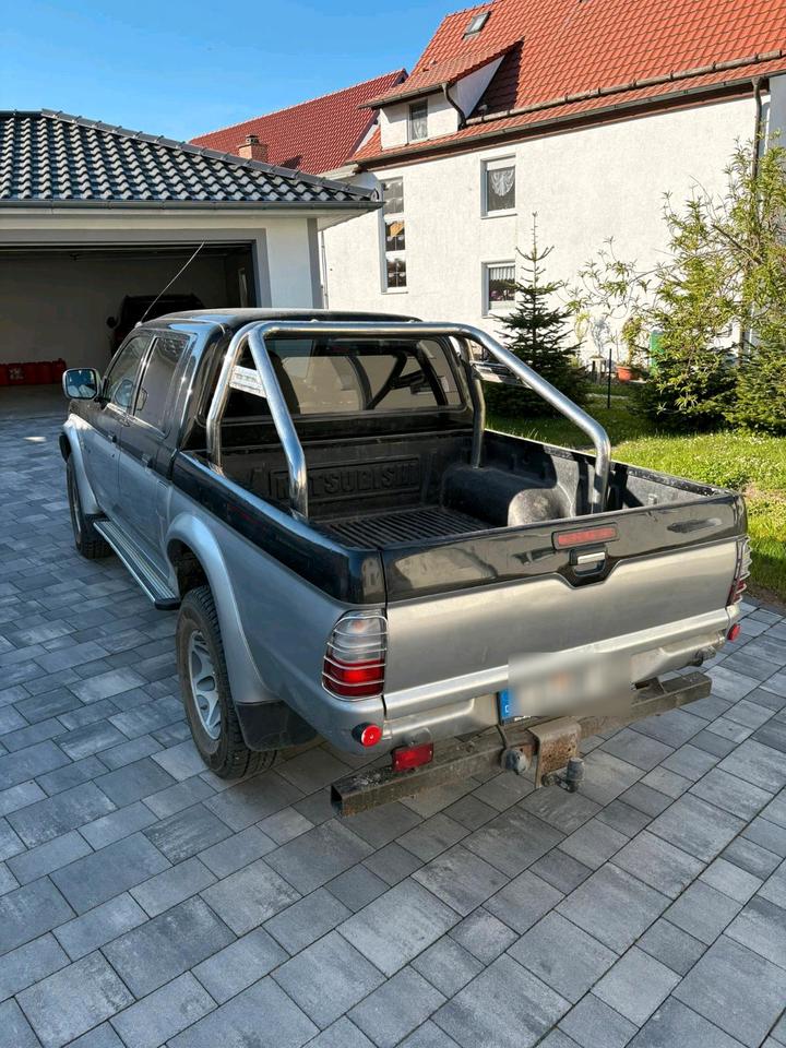 Клсане авто для ЗСУ Mitsubishi L200 пробіг: 177000 рік: April 2003 Diesel потужність:116 PS коробка: Manuell ціна: 4350 - Фото 1