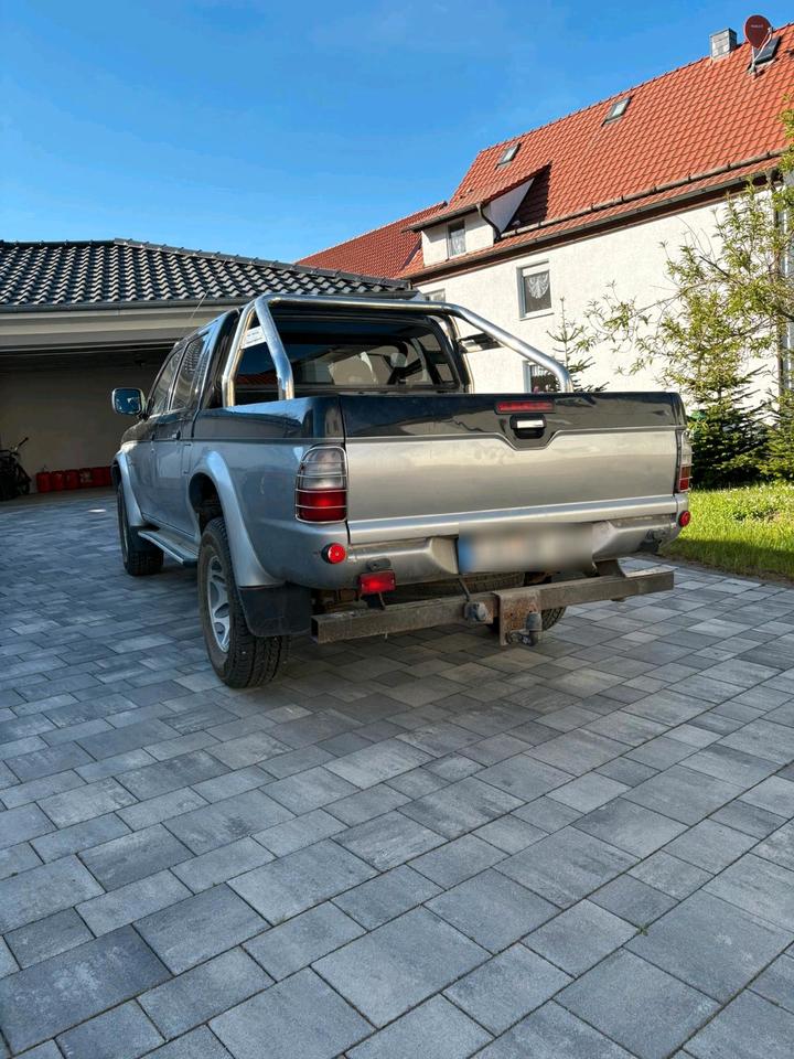 Клсане авто для ЗСУ Mitsubishi L200 пробіг: 177000 рік: April 2003 Diesel потужність:116 PS коробка: Manuell ціна: 4350 - Фото 2
