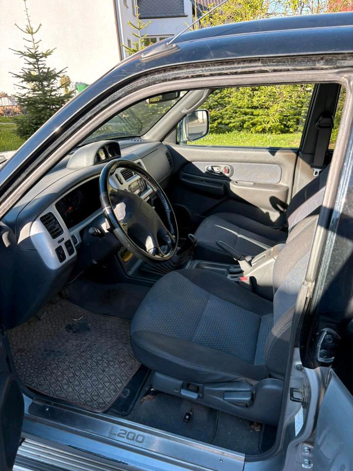 Клсане авто для ЗСУ Mitsubishi L200 пробіг: 177000 рік: April 2003 Diesel потужність:116 PS коробка: Manuell ціна: 4350 - Фото 7