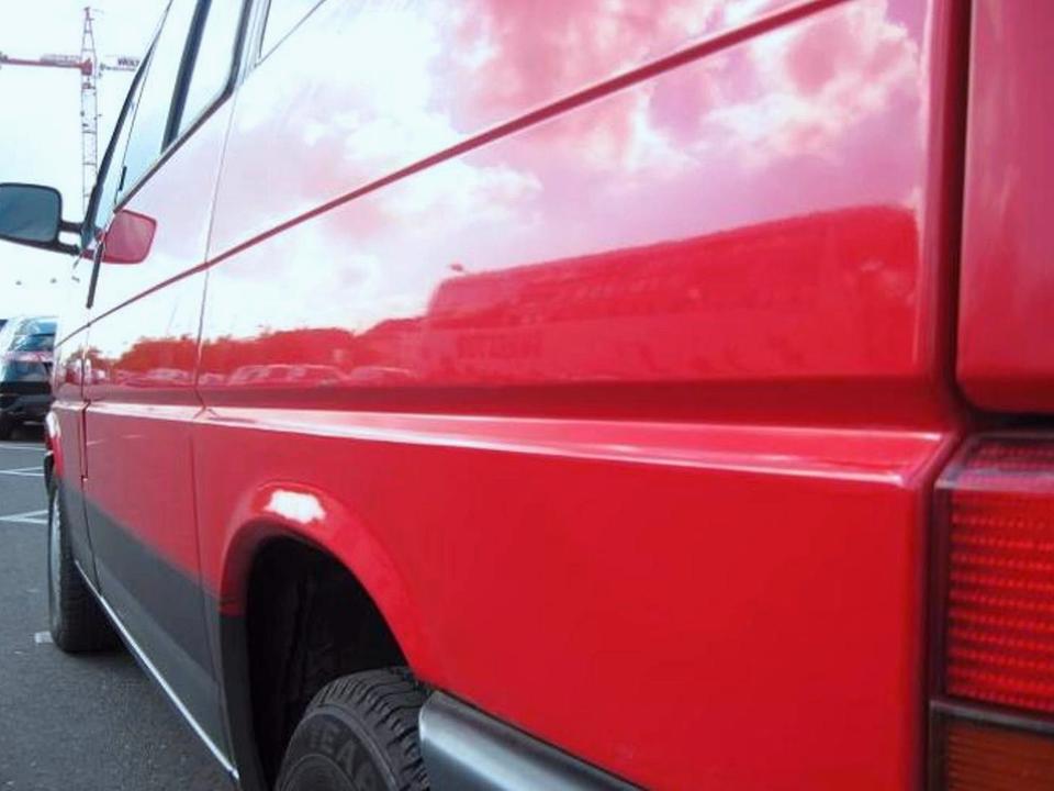 Volkswagen Allstar T4 Multivan 1.9 пробіг: 249123 рік: Oktober 1993 Diesel коробка: Manuell коробка: Manuell ціна: 2890 - Фото 2