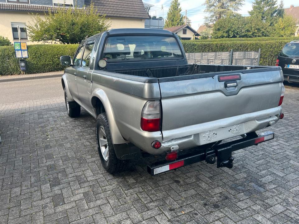 Mitsubishi l200 mit Klima пробіг: 211000 рік: April 2006 Diesel потужність:116 PS коробка: Manuell ціна: 5499 - Фото 3