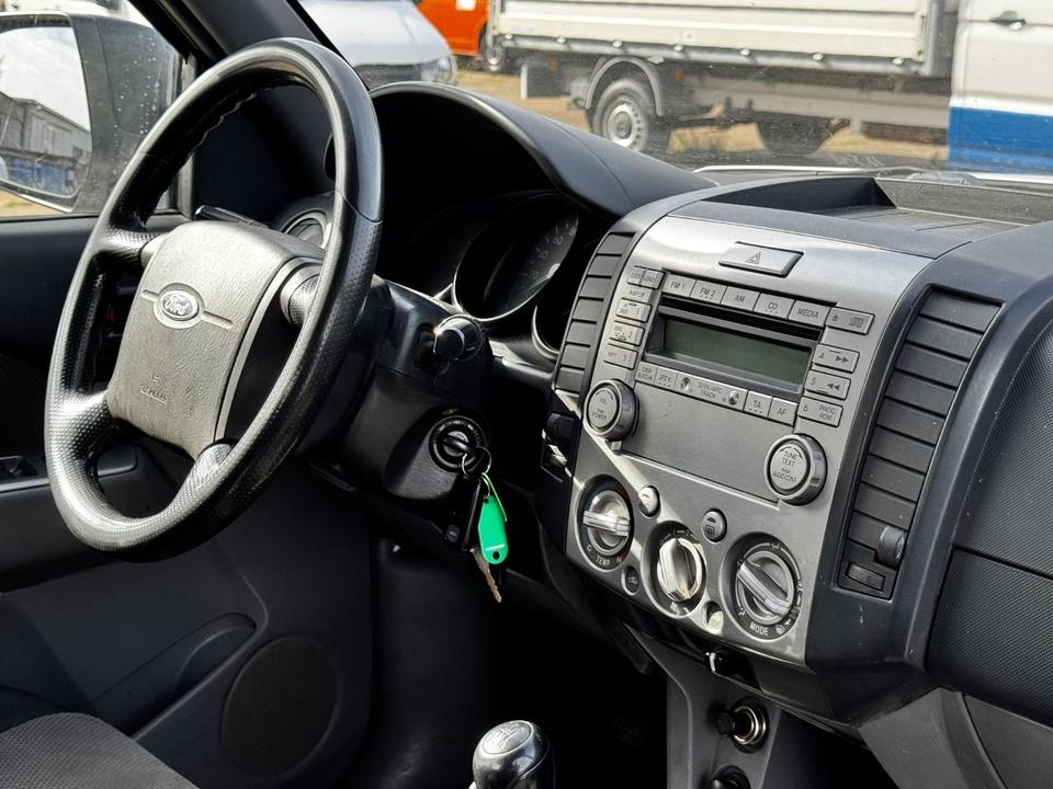 Ford RANGER 2.5 D  пробіг: 260000 рік: Oktober 2008 Diesel потужність:143 PS коробка: Manuell ціна: 4999 - Фото 11