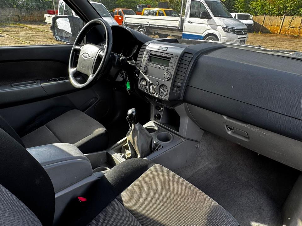 Ford RANGER 2.5 D  пробіг: 260000 рік: Oktober 2008 Diesel потужність:143 PS коробка: Manuell ціна: 4999 - Фото 5