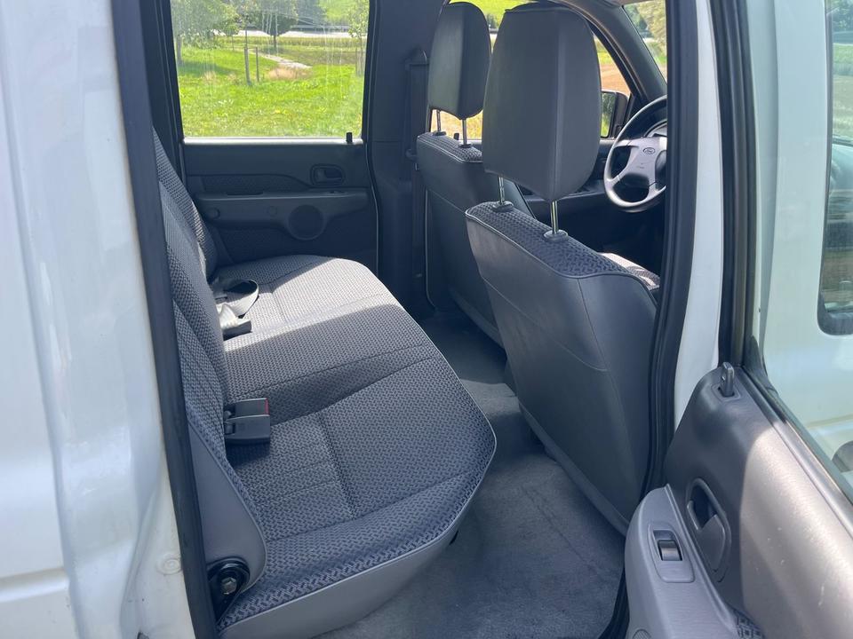 Ford Ranger Doppelkabine 4X4 XL пробіг: 289000 рік: März 2004 Diesel потужність:109 PS коробка: Manuell ціна: 4900 - Фото 8