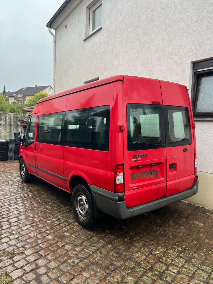 Ford Transit Bus 2.4 cdti 4x4 пробіг: 111000 рік: Februar 2011 Diesel потужність:140 PS коробка: Manuell ціна: 4000 - Фото 1