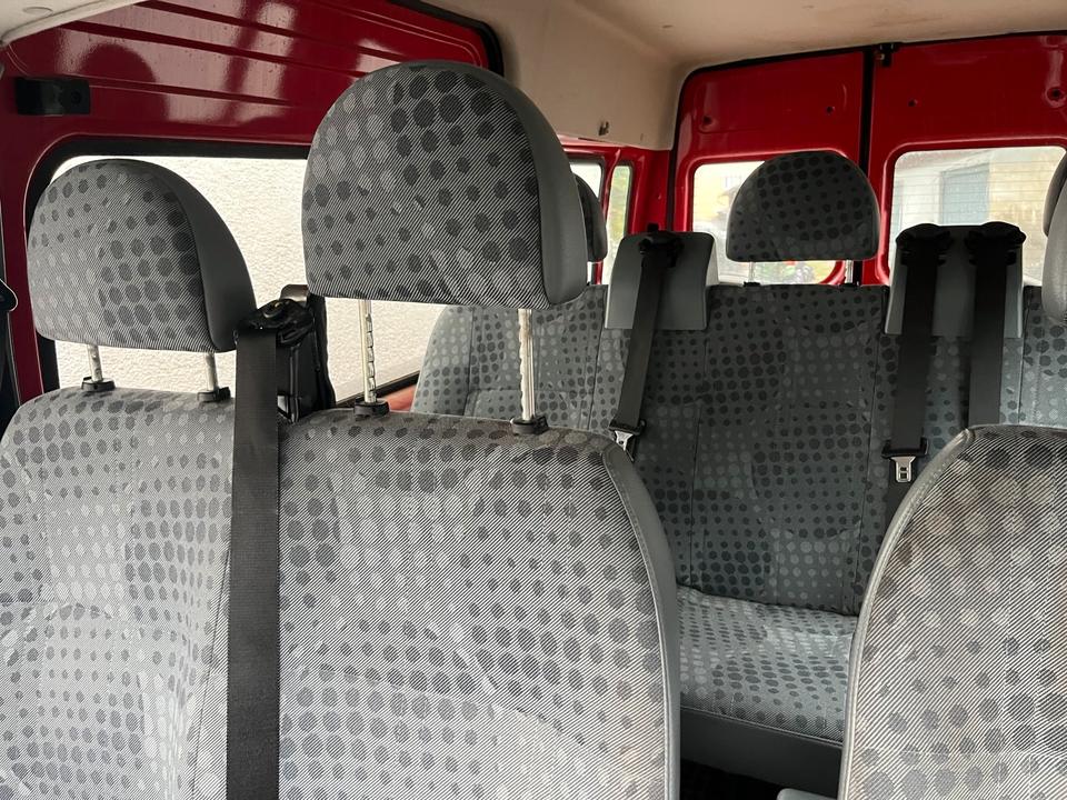 Ford Transit Bus 2.4 cdti 4x4 пробіг: 111000 рік: Februar 2011 Diesel потужність:140 PS коробка: Manuell ціна: 4000 - Фото 4